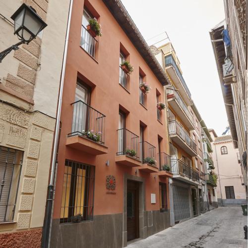 Apartamentos Caballerizas Granada Con Parking Gratuito En Pleno Centro Buitenkant foto
